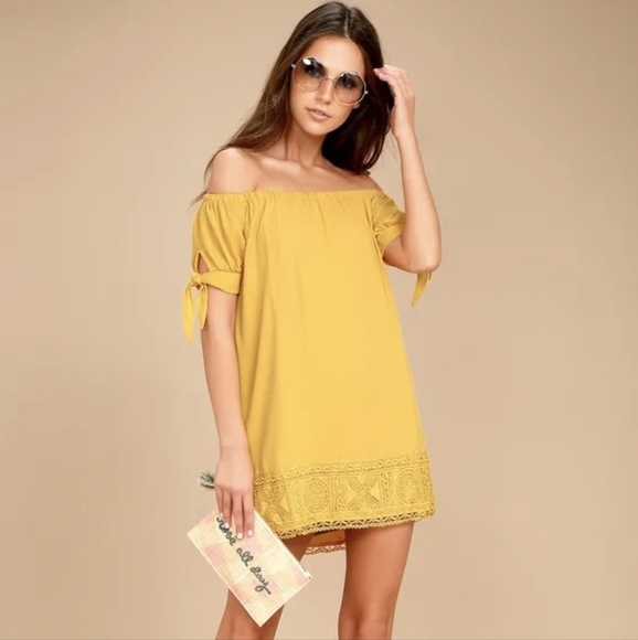 Lulu's Women's Moment in the Sun Mustard Yellow Lace Off-the-Shoulder Dress S - Picture 1 of 8
